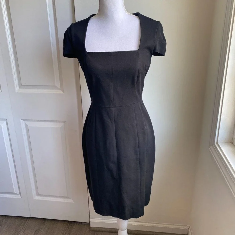 Banana Republic Black Square Neck Sheath Dress Size 6 Stretch LBD